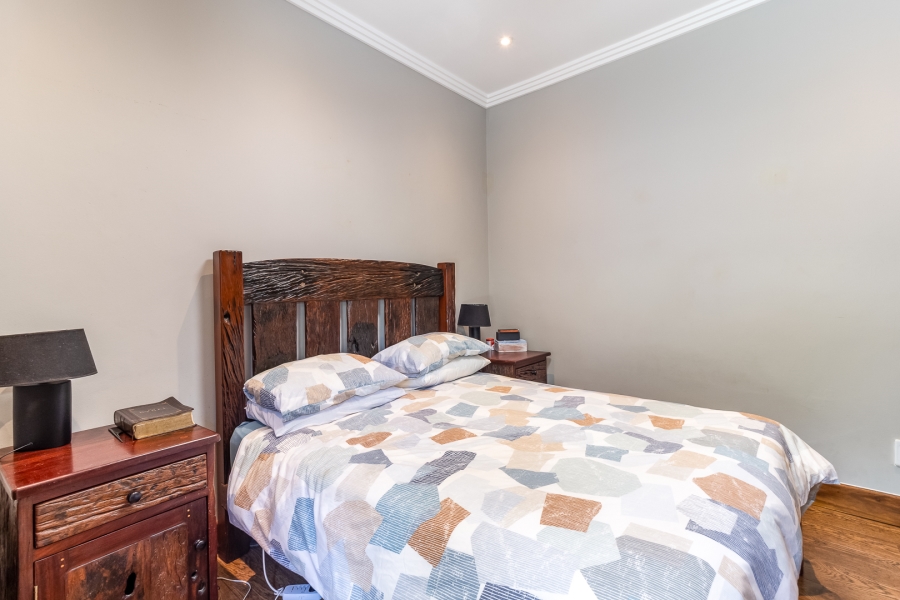 5 Bedroom Property for Sale in Hoog En Droog Western Cape